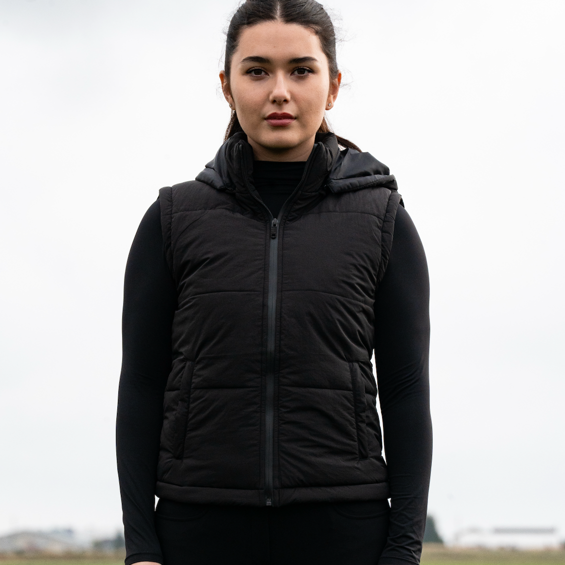 THE ONLY JACKET - BLACK