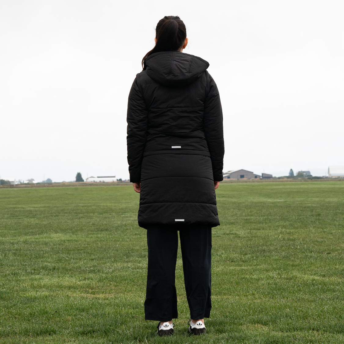THE ONLY JACKET - BLACK