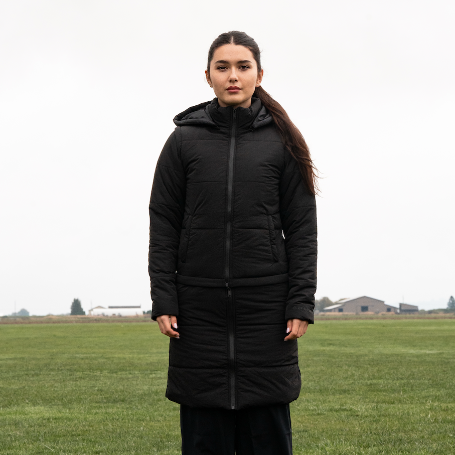 THE ONLY JACKET - BLACK